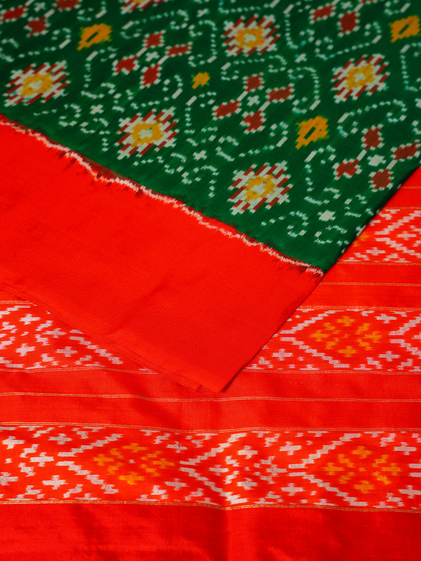 Red green handwoven pochampally silk saree